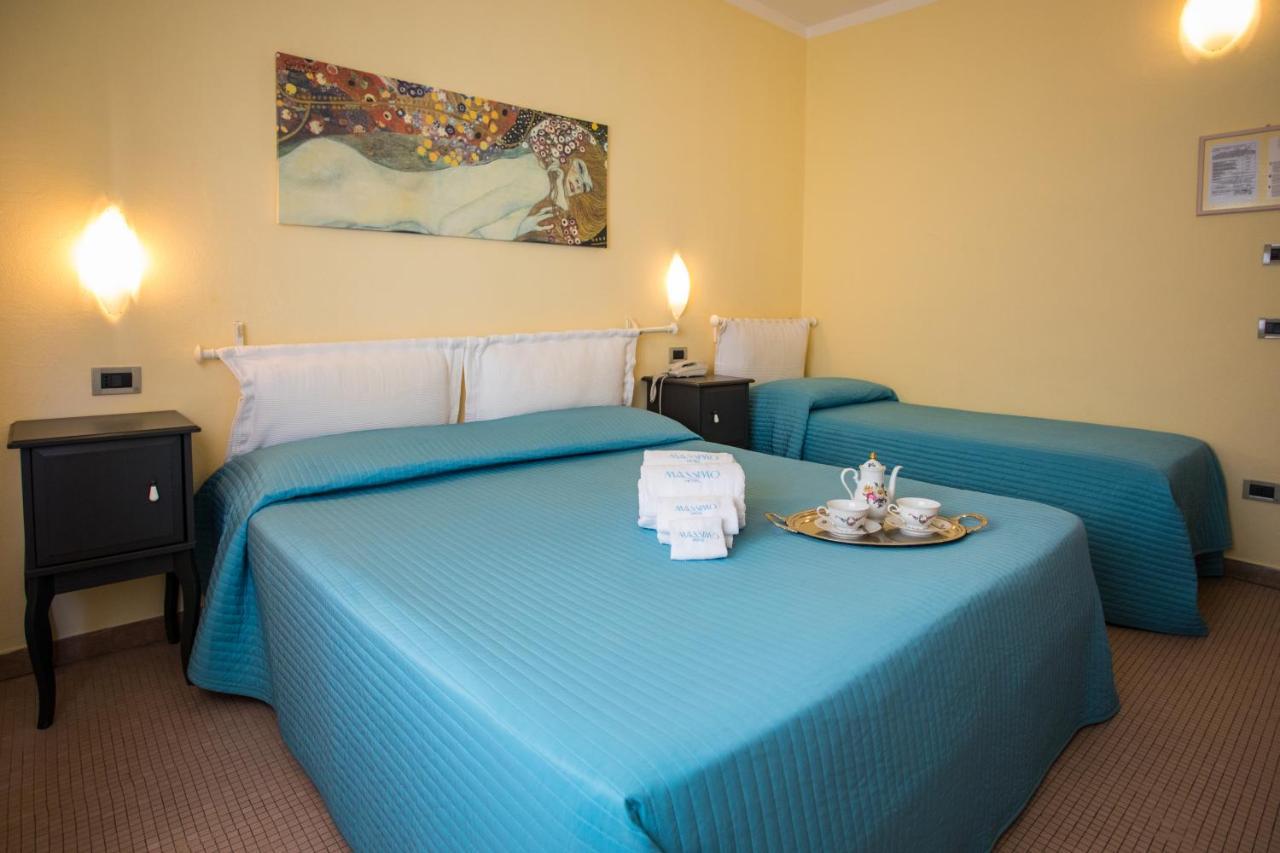 Hotel Massimo Марина ди Чечина Екстериор снимка